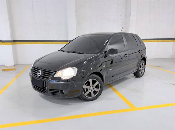 VOLKSWAGEN POLO 1.6 MI SPORTLINE 8V FLEX 4P MANUAL VOLKSWAGEN POLO 1.6 MI SPORTLINE 8V FLEX 4P MANUAL
